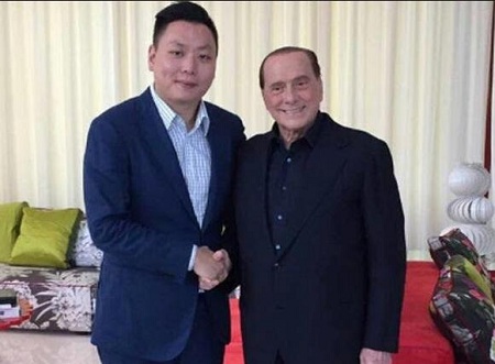 阿森纳旧将、勒沃库森中场扎卡最近在考欧足联A级教练证，他接受了PFA采访并谈到了勒沃库森主帅哈维-阿隆索与阿森纳主帅阿尔特塔的区别。